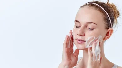 Sensitive Skin: Causes, Care, and Solutions for a Calm Complexion